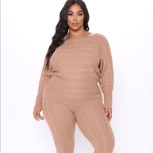 NWT Fashion Nova Got Me Chilled Down Sweater Set - Mocha - Size 1X